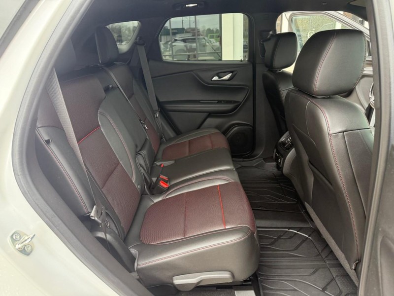Chevrolet Blazer Vehicle Image 15