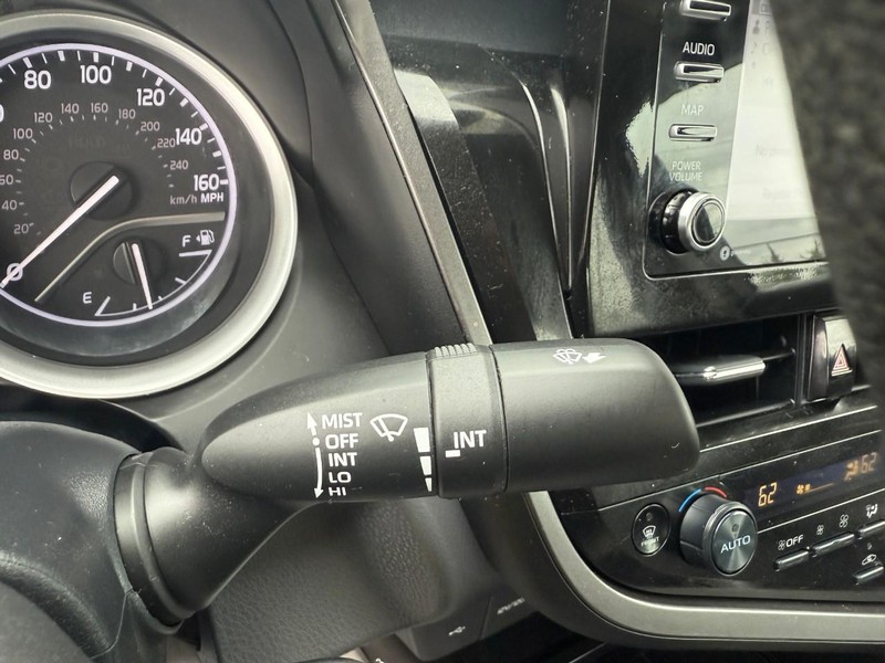 Toyota Camry Vehicle Image 22
