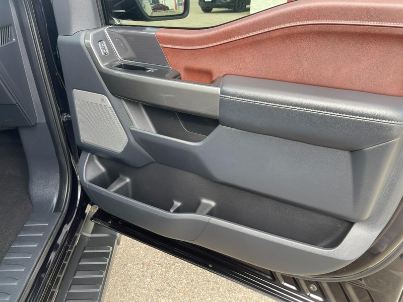 Ford F-150 Vehicle Image 13
