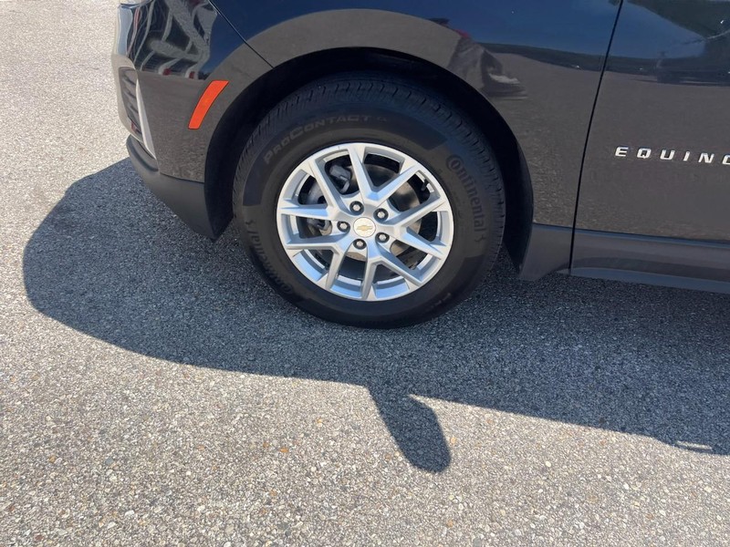 Chevrolet Equinox Vehicle Image 06