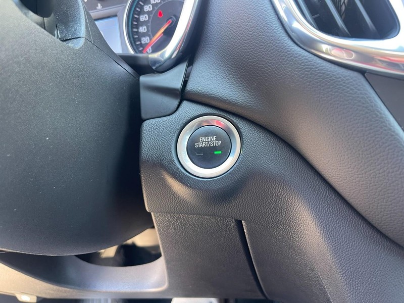 Chevrolet Equinox Vehicle Image 26