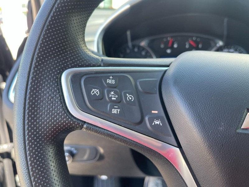 Chevrolet Equinox Vehicle Image 27