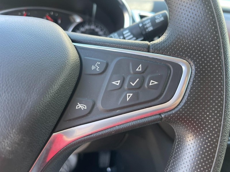 Chevrolet Equinox Vehicle Image 28