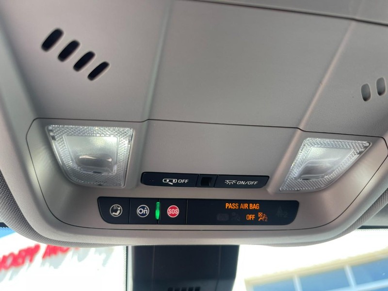 Chevrolet Equinox Vehicle Image 31