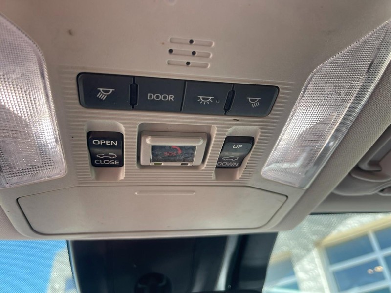 Toyota RAV4 Hybrid Vehicle Image 35