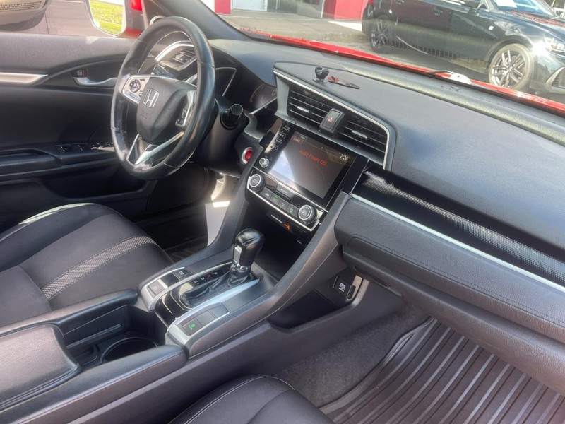 Honda Civic Sedan Vehicle Image 08