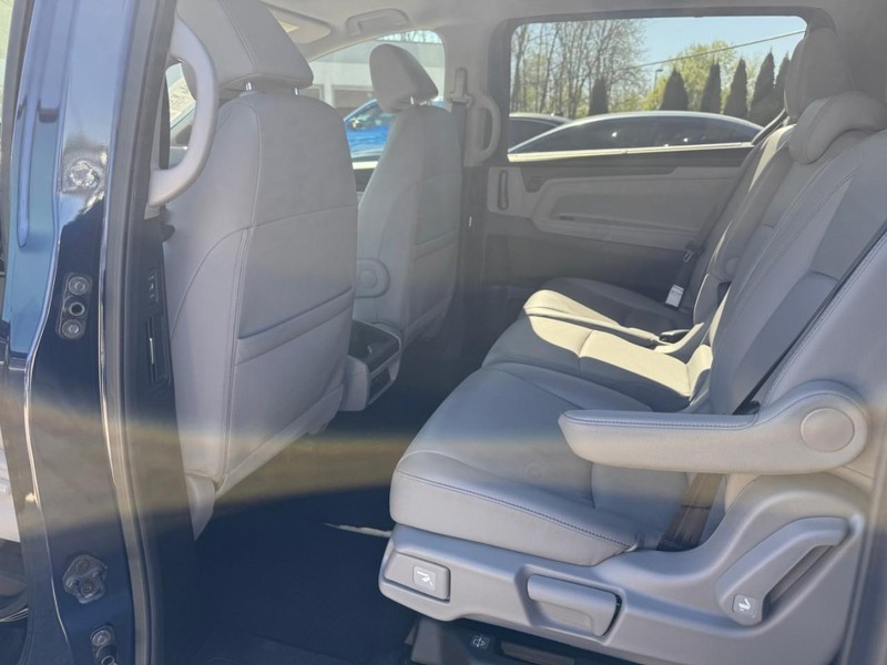 Honda Odyssey Vehicle Image 12