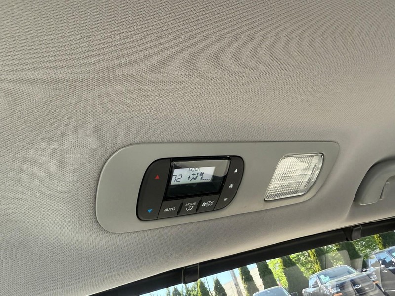 Honda Odyssey Vehicle Image 36