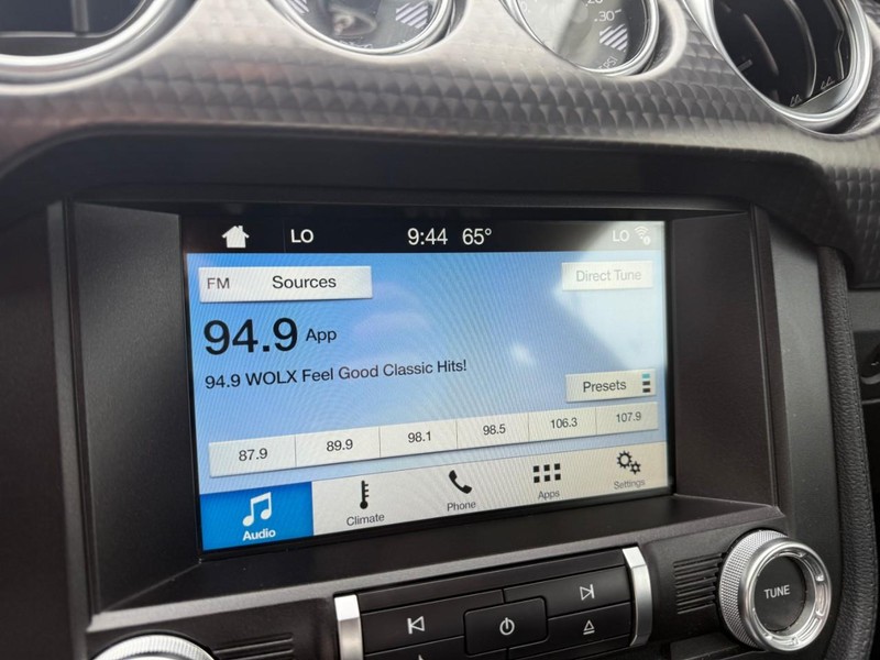 Ford Mustang Vehicle Image 26