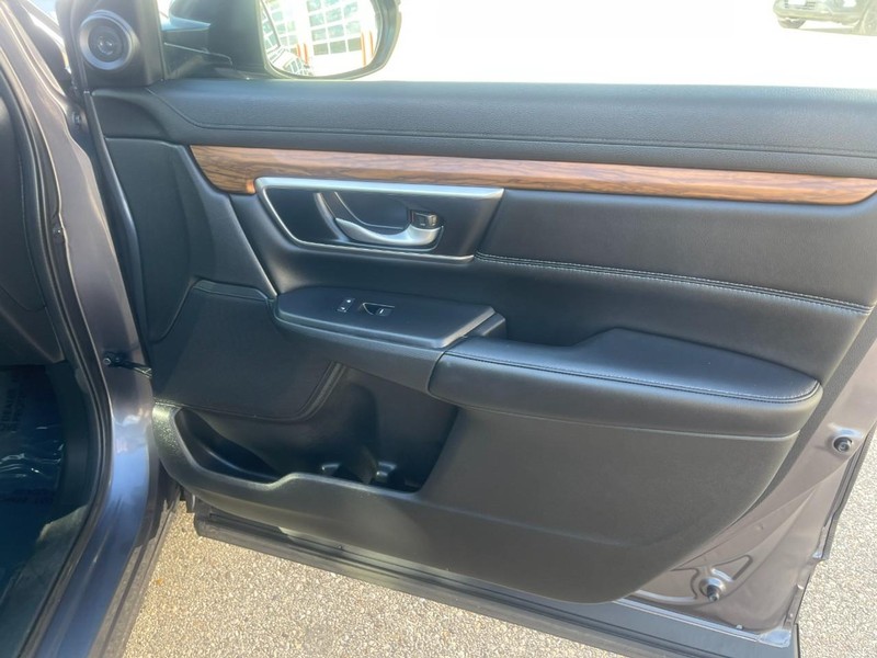 Honda CR-V Vehicle Image 13