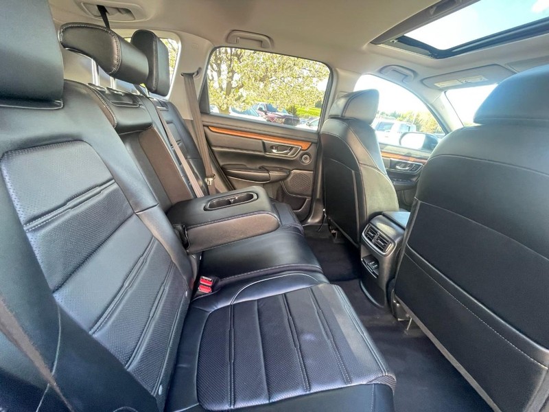 Honda CR-V Vehicle Image 14
