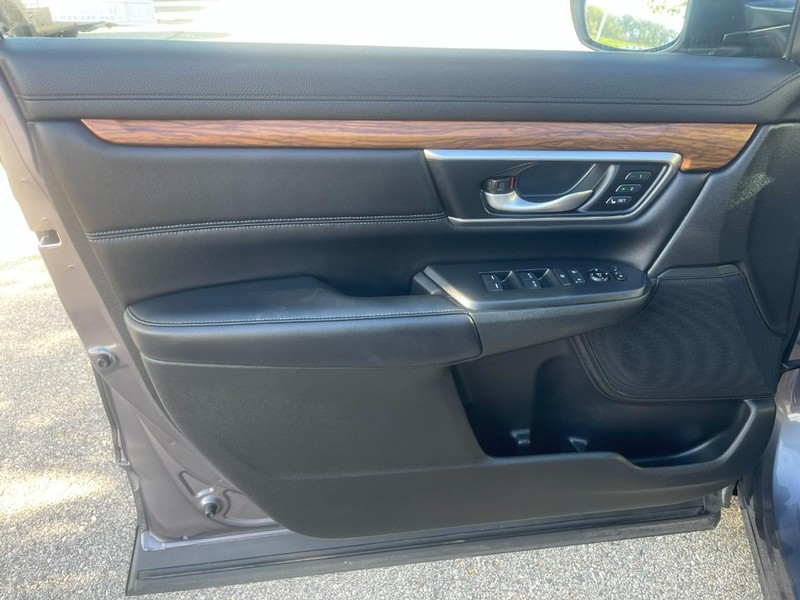 Honda CR-V Vehicle Image 23