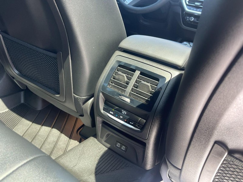 BMW X3 Vehicle Image 16
