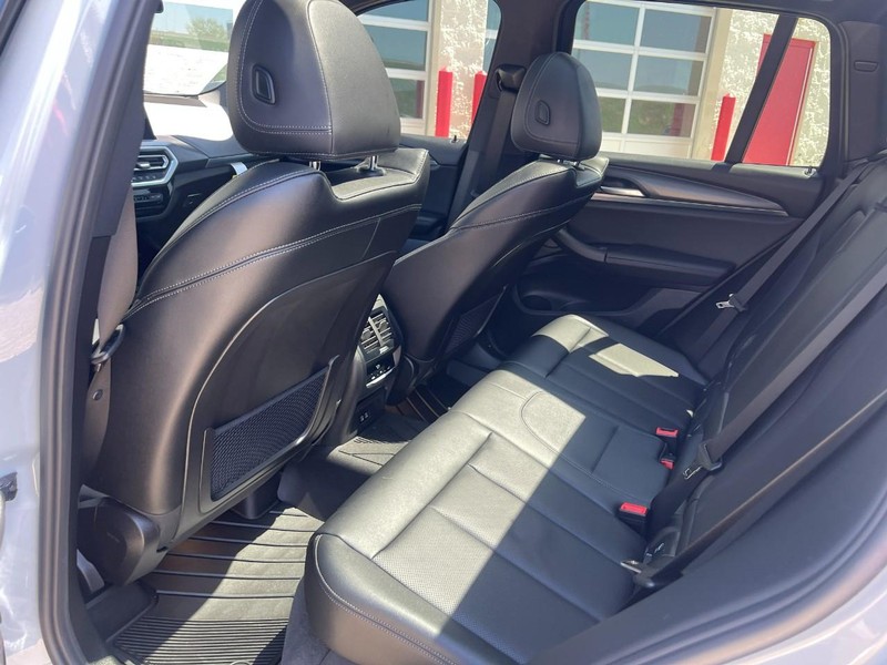 BMW X3 Vehicle Image 21