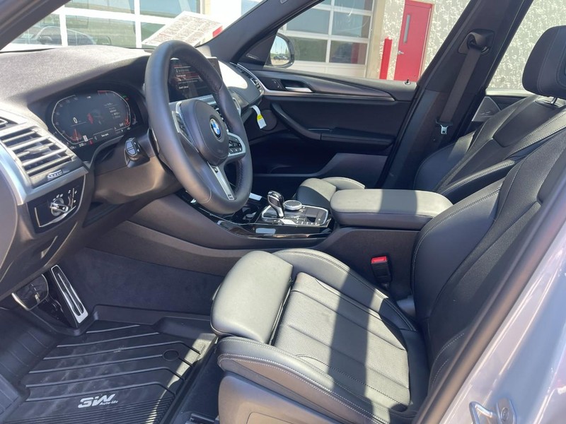 BMW X3 Vehicle Image 23