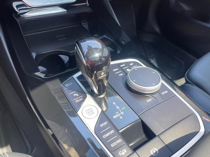 BMW X3 Vehicle Image 30