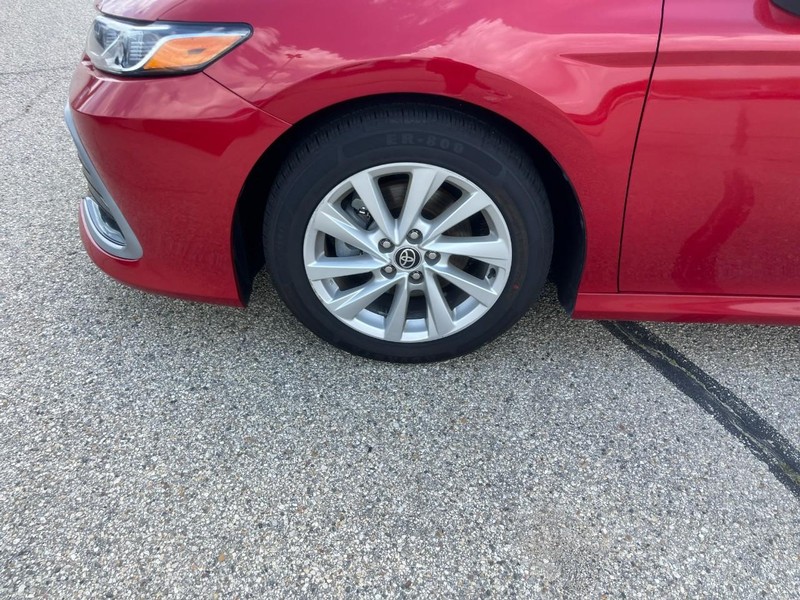 Toyota Camry Vehicle Image 06
