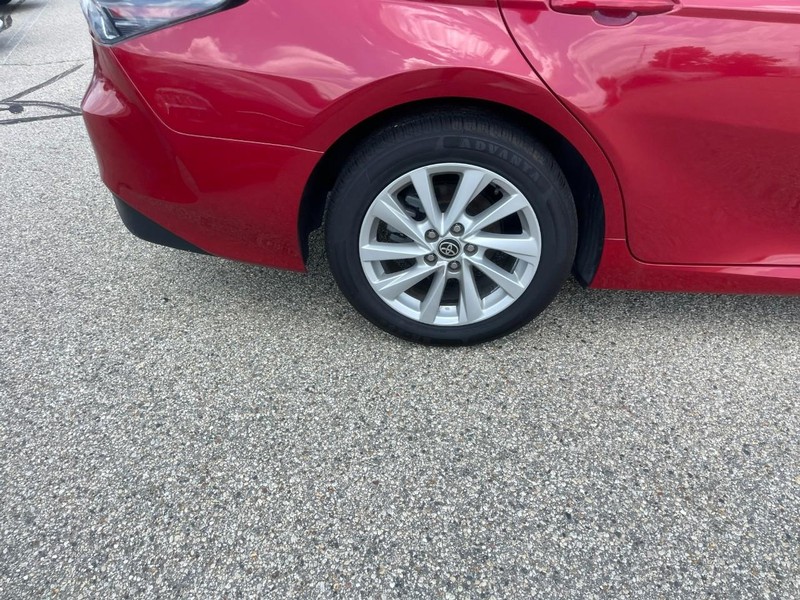 Toyota Camry Vehicle Image 08