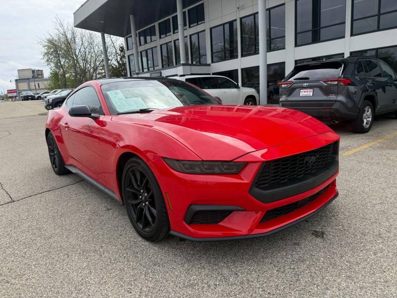 Ford Mustang Vehicle Image 03