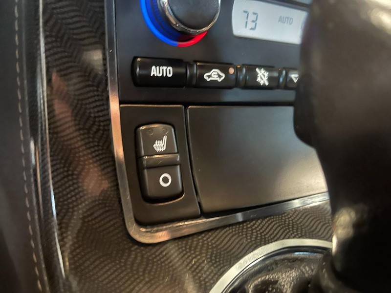 Chevrolet Corvette Vehicle Image 31