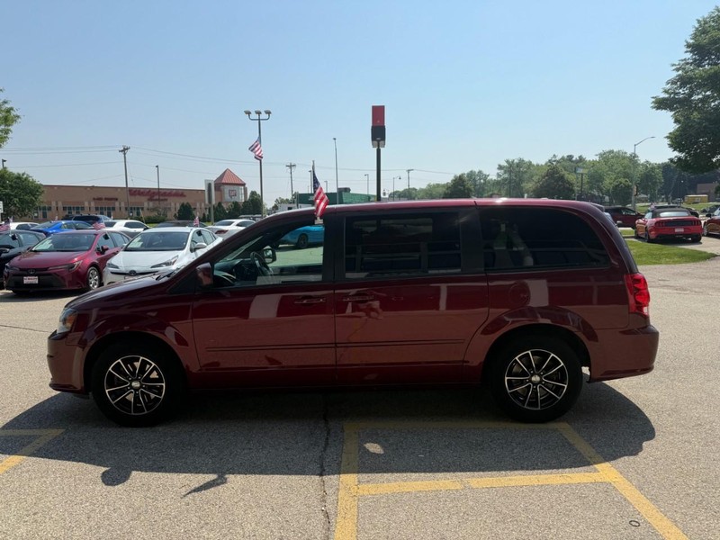 Dodge Grand Caravan Vehicle Image 08