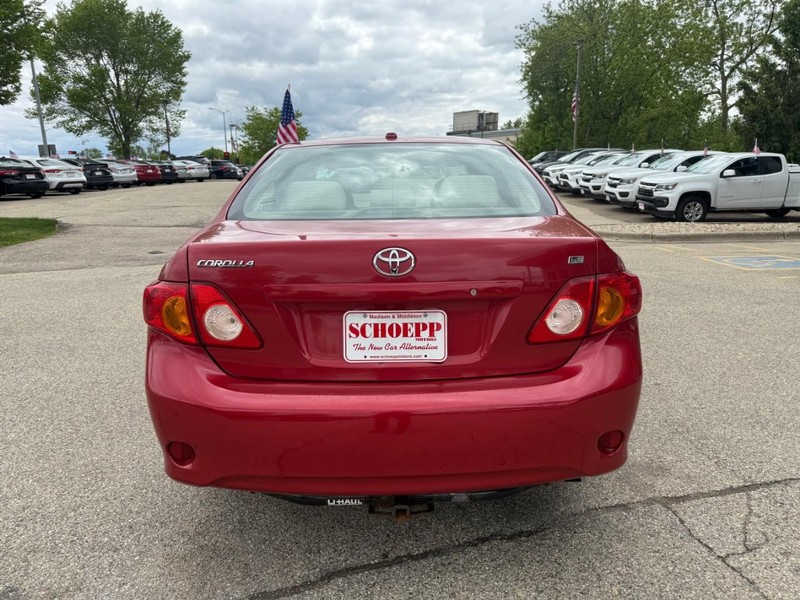Toyota Corolla Vehicle Image 06