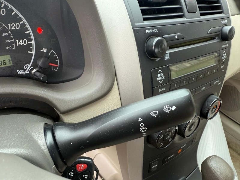 Toyota Corolla Vehicle Image 20