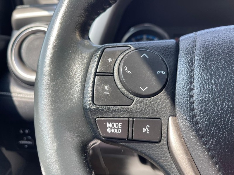 Toyota RAV4 Vehicle Image 29