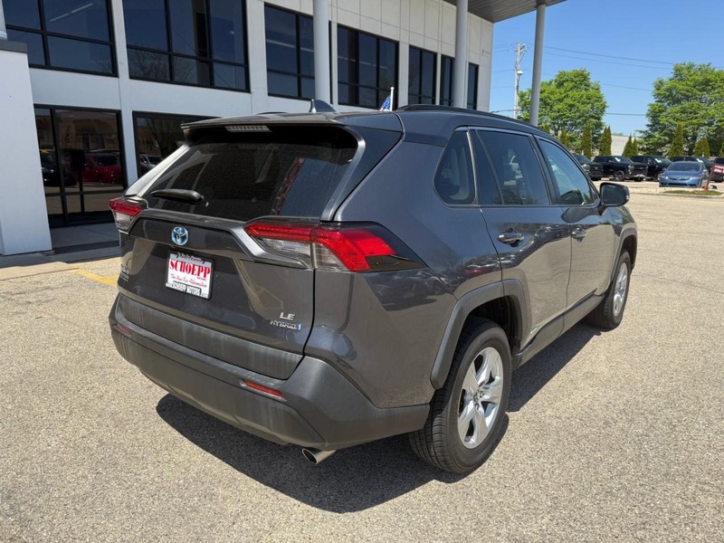 Toyota RAV4 Hybrid Vehicle Image 05