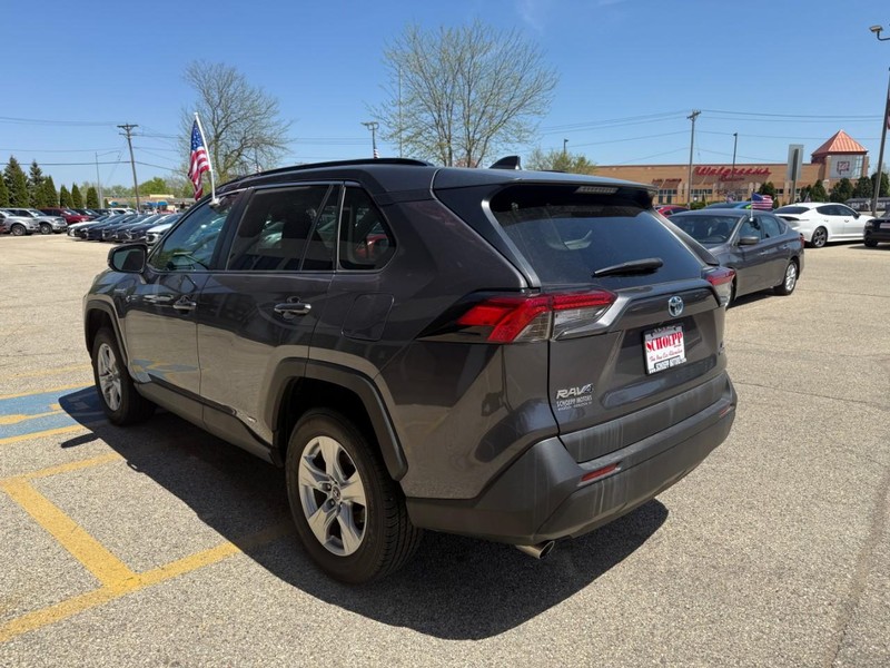 Toyota RAV4 Hybrid Vehicle Image 07