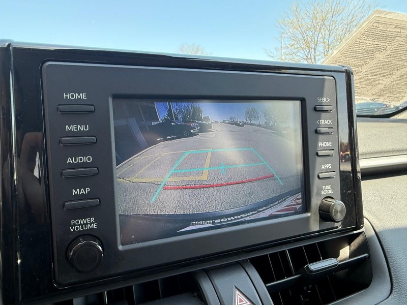 Toyota RAV4 Hybrid Vehicle Image 27