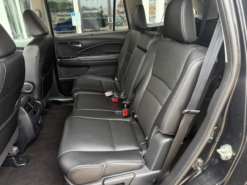 Honda Pilot Vehicle Image 11