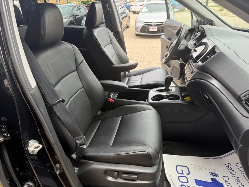 Honda Pilot Vehicle Image 18