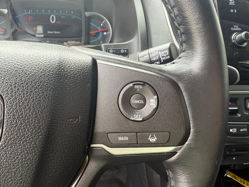 Honda Pilot Vehicle Image 24