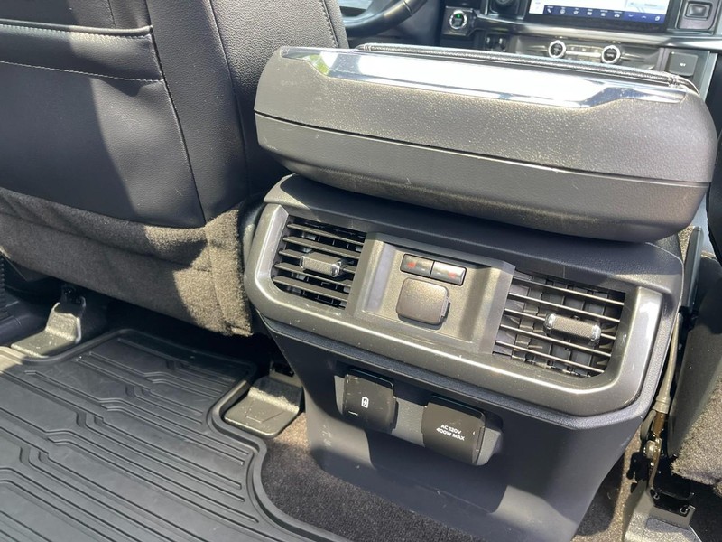 Ford F-150 Vehicle Image 16