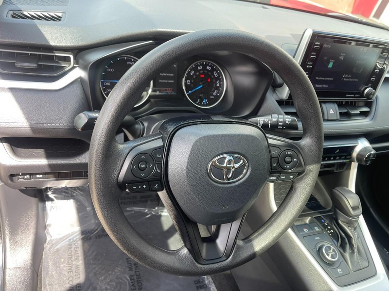 Toyota RAV4 Hybrid Vehicle Image 23