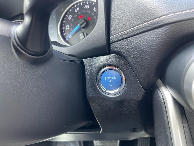 Toyota RAV4 Hybrid Vehicle Image 28