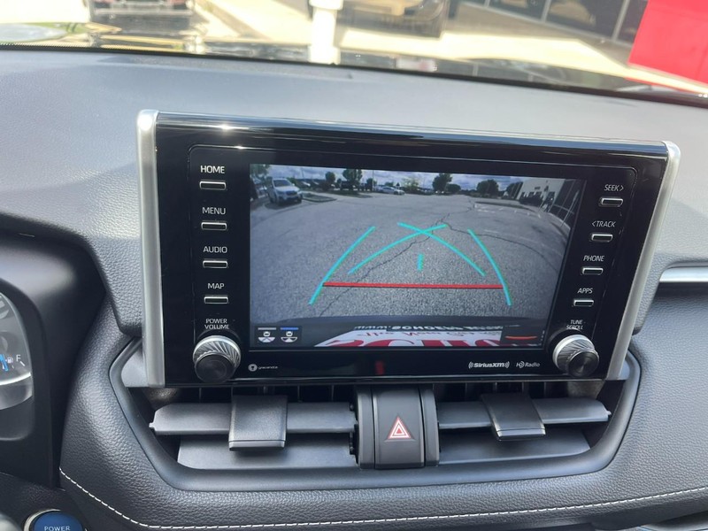 Toyota RAV4 Hybrid Vehicle Image 31