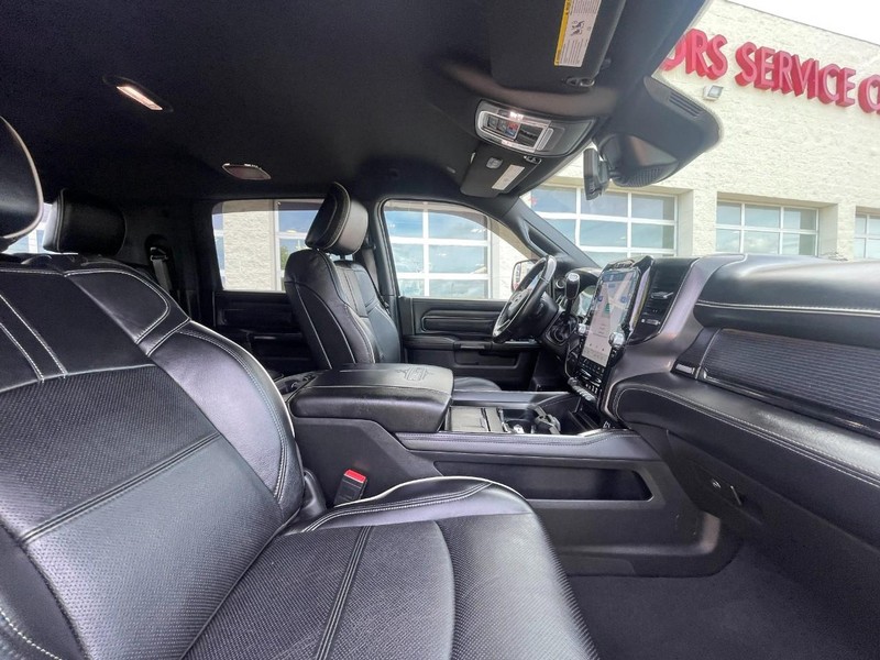 Ram 2500 Vehicle Image 12