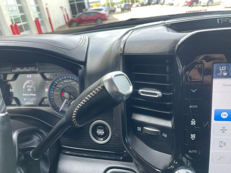 Ram 2500 Vehicle Image 32