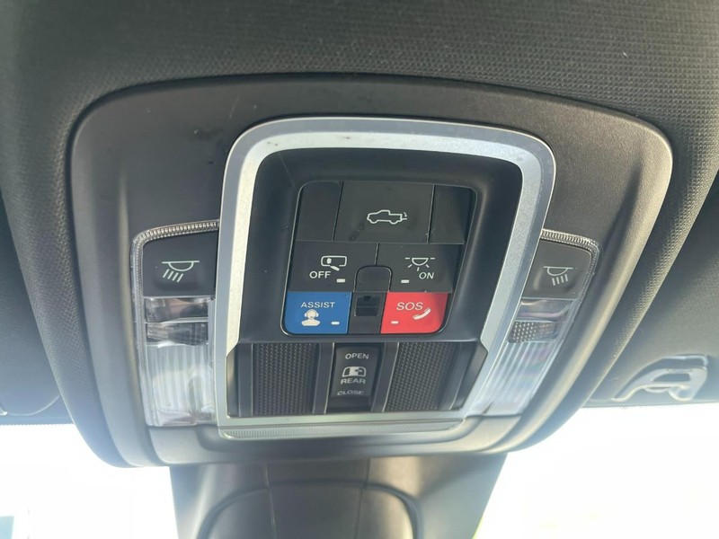 Ram 2500 Vehicle Image 40