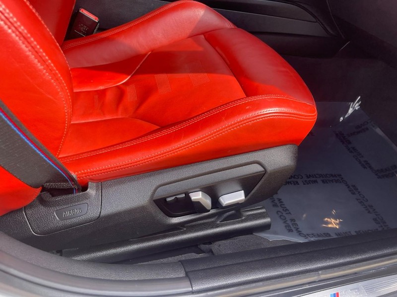 BMW M3 Vehicle Image 11