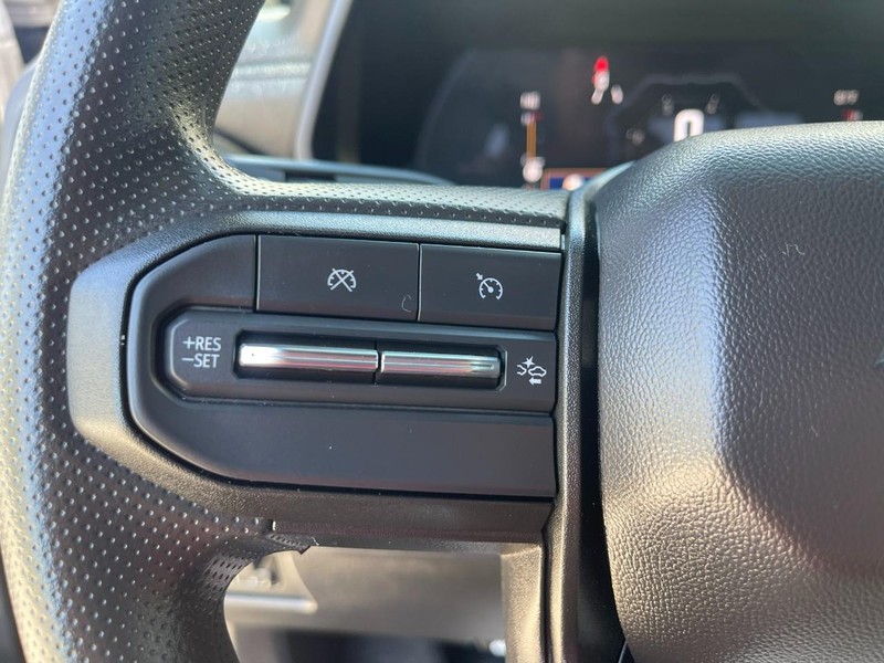 Chevrolet Colorado Vehicle Image 29