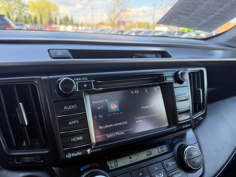 Toyota RAV4 Vehicle Image 25