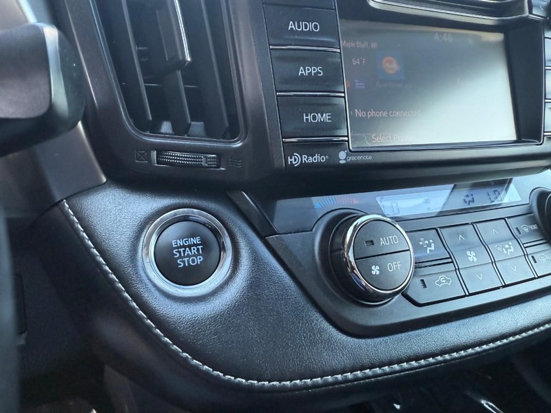 Toyota RAV4 Vehicle Image 26