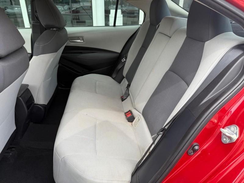 Toyota Corolla Vehicle Image 11