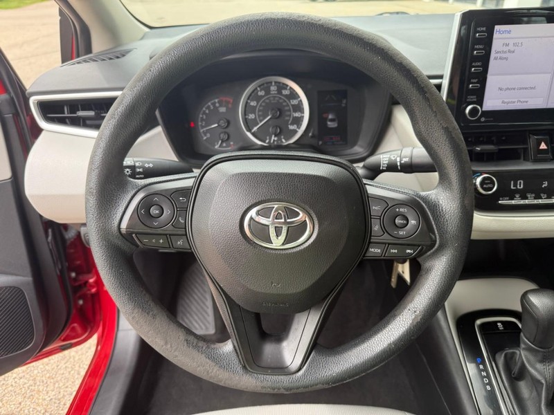 Toyota Corolla Vehicle Image 17