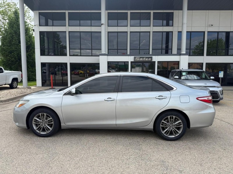 Toyota Camry Vehicle Image 08