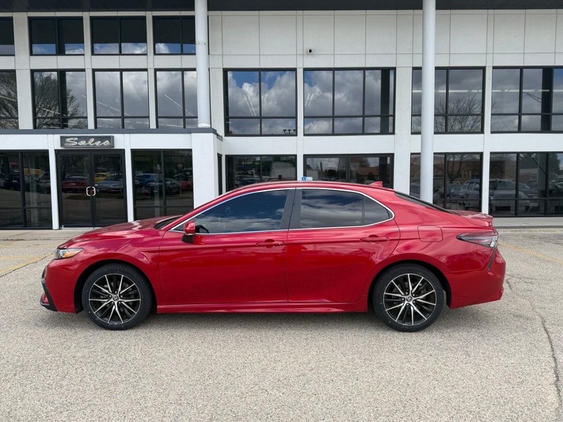 Toyota Camry Vehicle Image 08