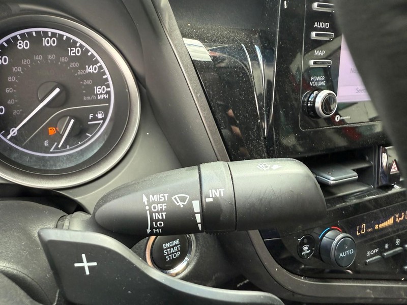 Toyota Camry Vehicle Image 22